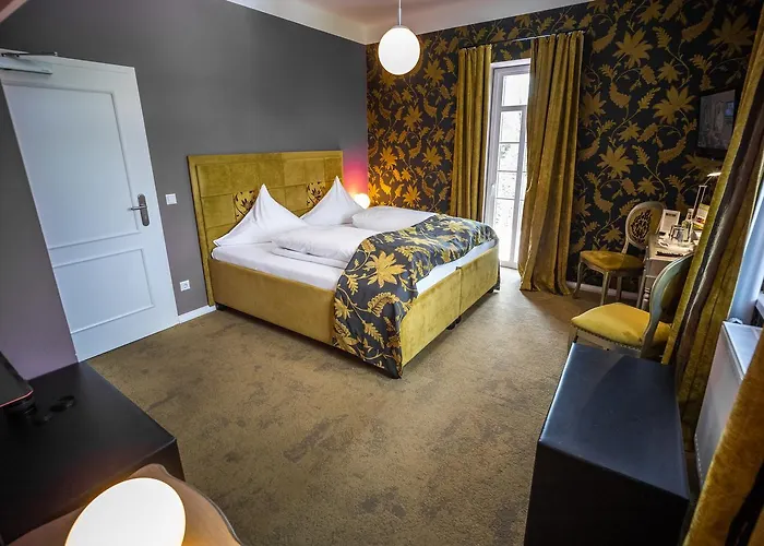 多明酒店 西梅尔恩